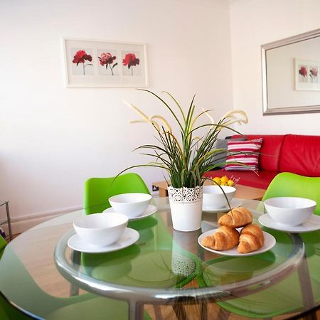 Apt 2, Opera House By Indigo Flats Londen Buitenkant foto