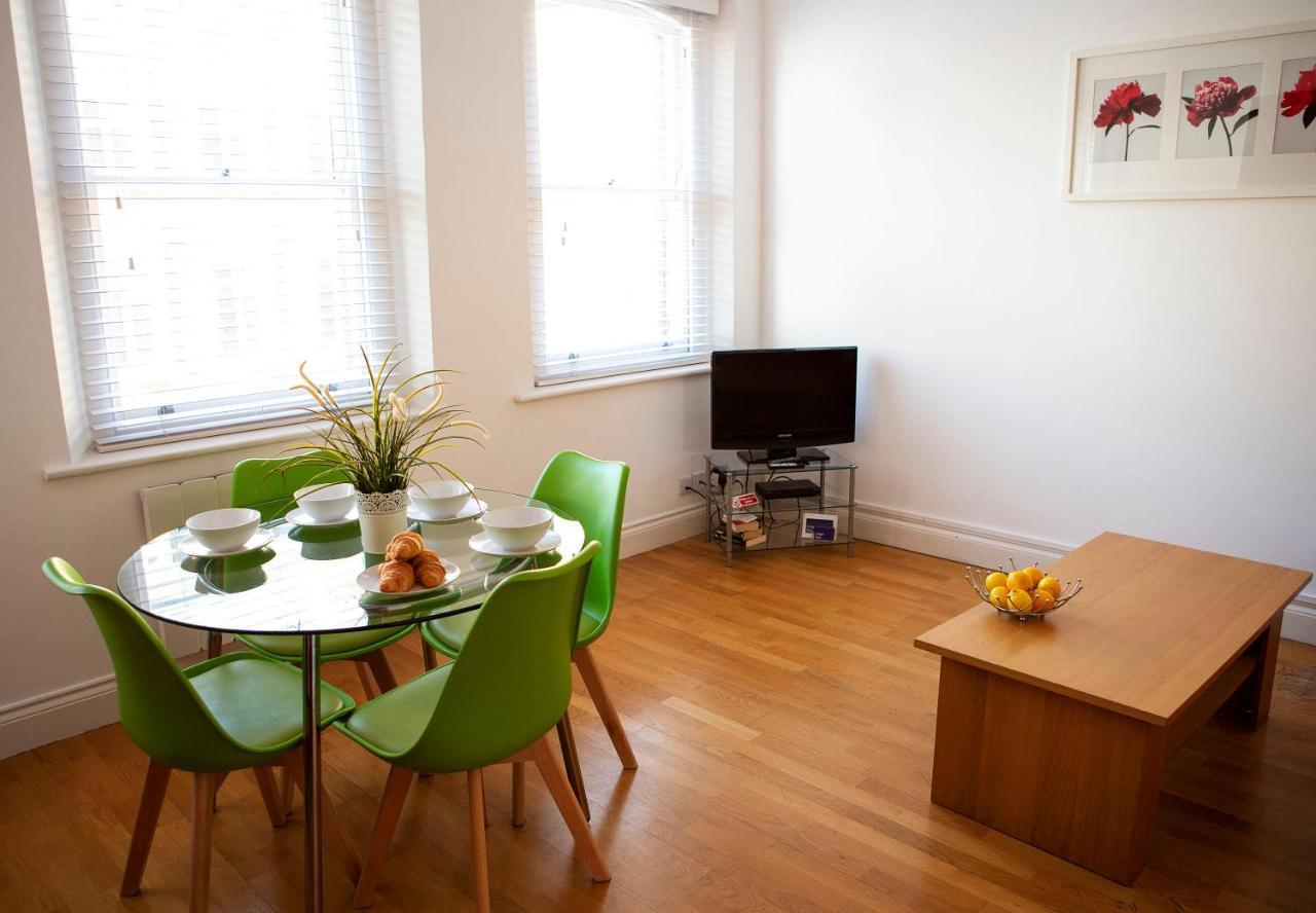 Apt 2, Opera House By Indigo Flats Londen Buitenkant foto